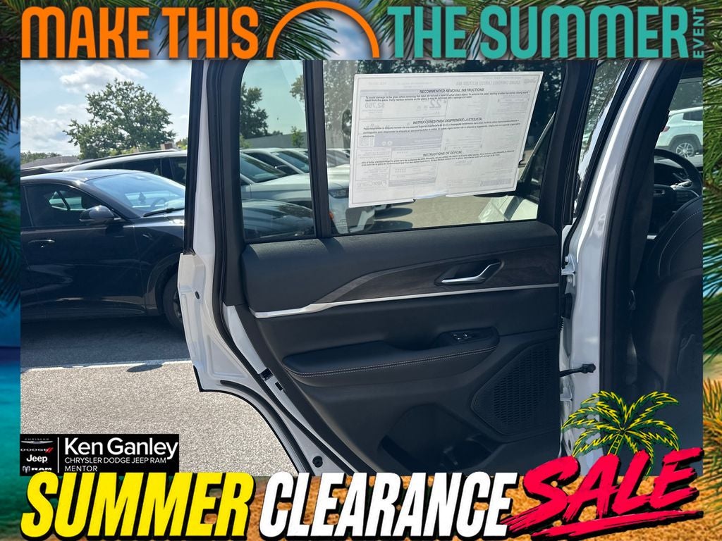 2026 Jeep Grand Cherokee GRAND CHEROKEE LAREDO ALTITUDE 4X4