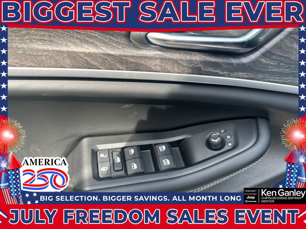 2026 Jeep Grand Cherokee GRAND CHEROKEE LAREDO ALTITUDE 4X4