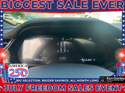 2026 Jeep Grand Cherokee GRAND CHEROKEE LAREDO ALTITUDE 4X4