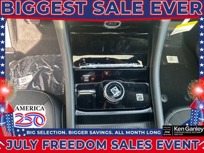2026 Jeep Grand Cherokee GRAND CHEROKEE LAREDO ALTITUDE 4X4
