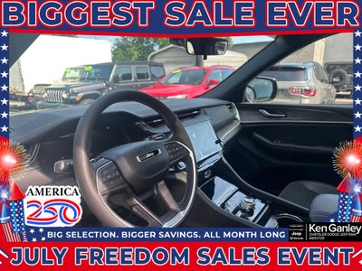 2026 Jeep Grand Cherokee GRAND CHEROKEE LAREDO ALTITUDE 4X4