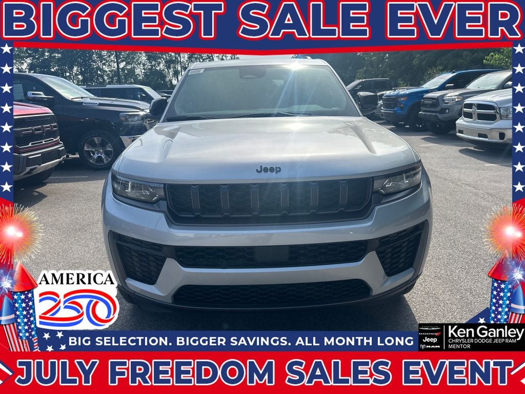 2026 Jeep Grand Cherokee GRAND CHEROKEE LAREDO ALTITUDE 4X4