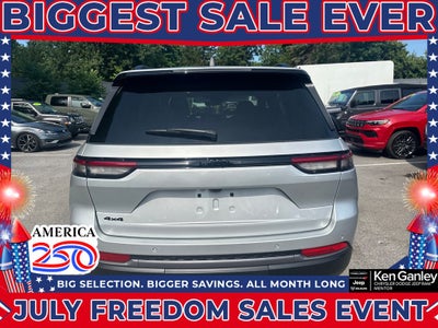 2026 Jeep Grand Cherokee GRAND CHEROKEE LAREDO ALTITUDE 4X4