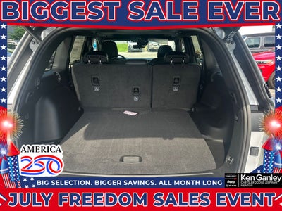 2026 Jeep Grand Cherokee GRAND CHEROKEE LAREDO ALTITUDE 4X4