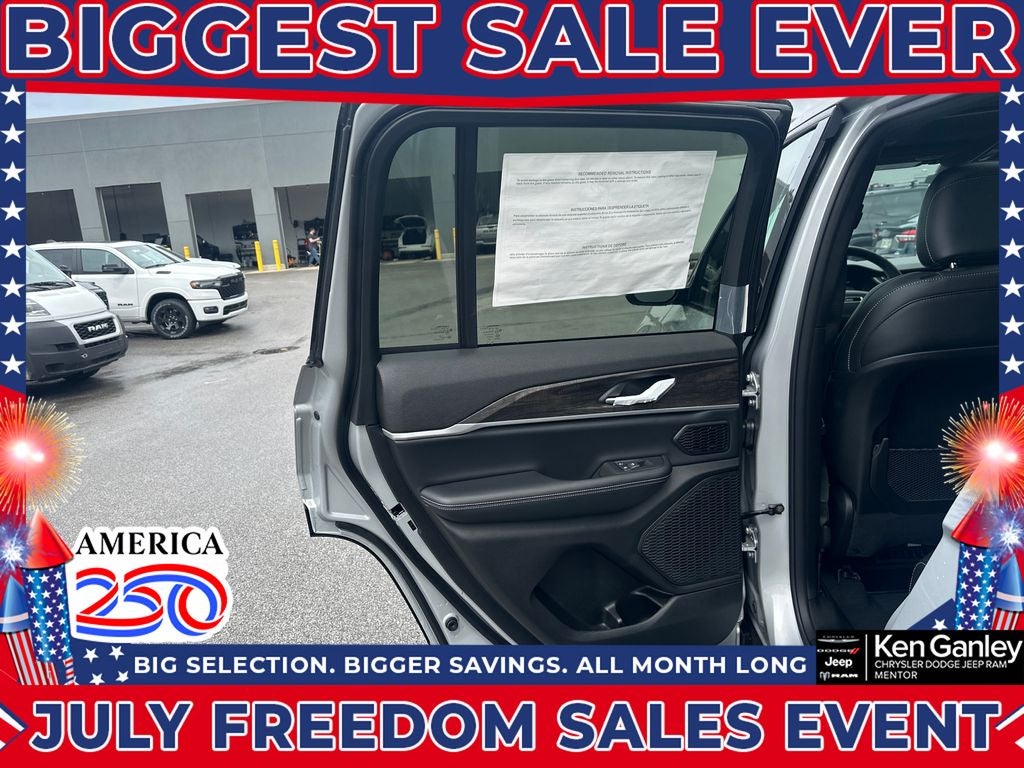 2026 Jeep Grand Cherokee GRAND CHEROKEE LIMITED 4X4