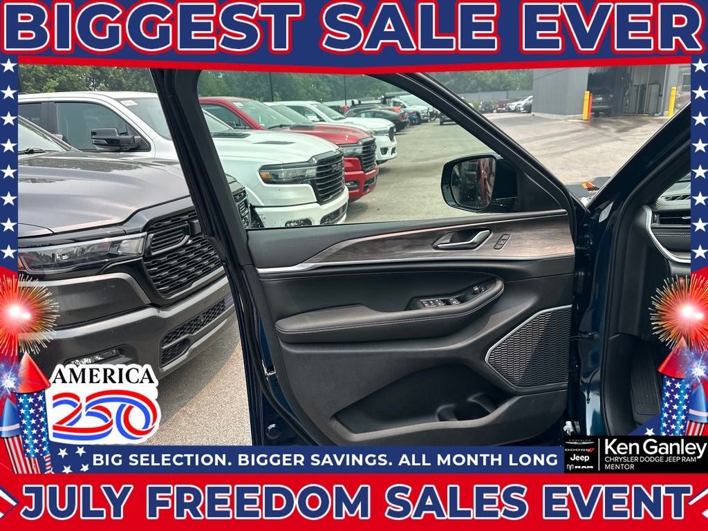 2026 Jeep Grand Cherokee GRAND CHEROKEE LIMITED RESERVE 4X4