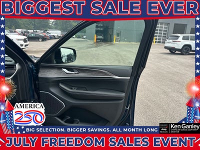 2026 Jeep Grand Cherokee GRAND CHEROKEE LIMITED RESERVE 4X4