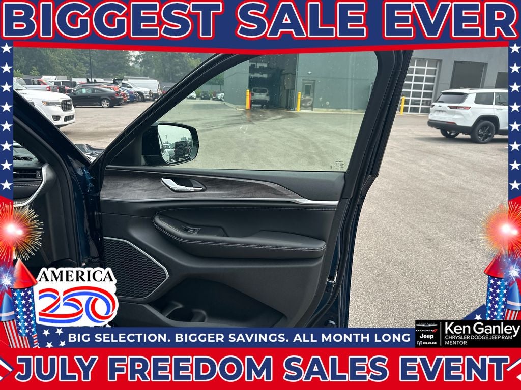 2026 Jeep Grand Cherokee GRAND CHEROKEE LIMITED RESERVE 4X4