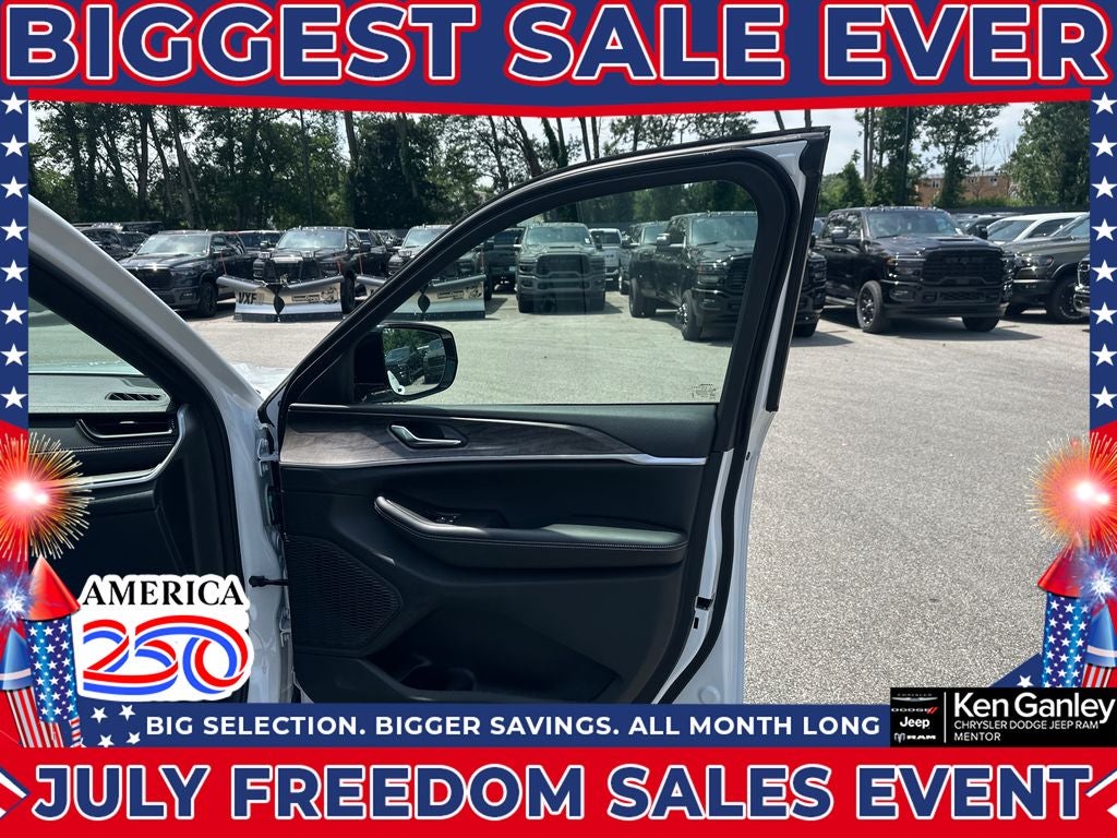 2026 Jeep Grand Cherokee GRAND CHEROKEE LIMITED 4X4