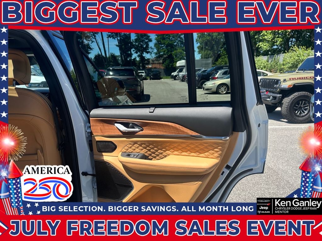 2026 Jeep Grand Cherokee GRAND CHEROKEE SUMMIT 4X4