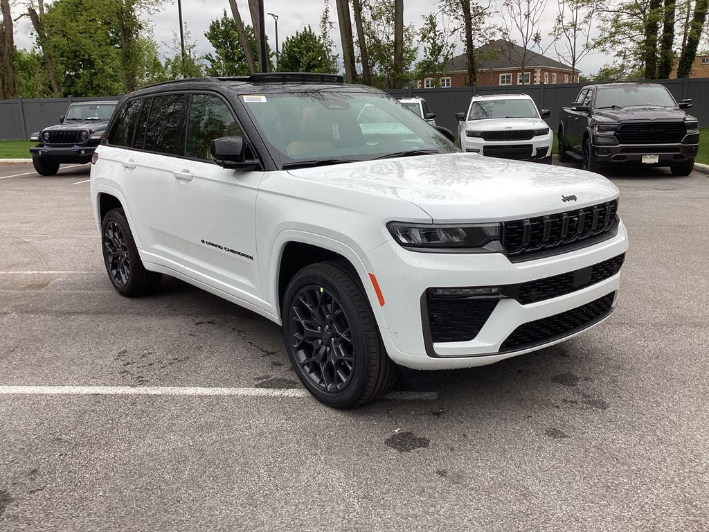 2026 Jeep Grand Cherokee GRAND CHEROKEE SUMMIT 4X4
