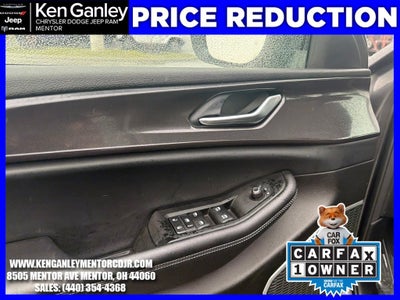 2022 Jeep Grand Cherokee L Laredo 4x4