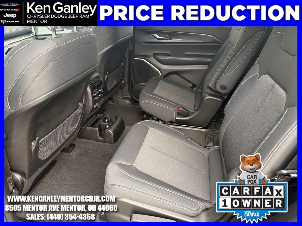 2022 Jeep Grand Cherokee L Laredo 4x4