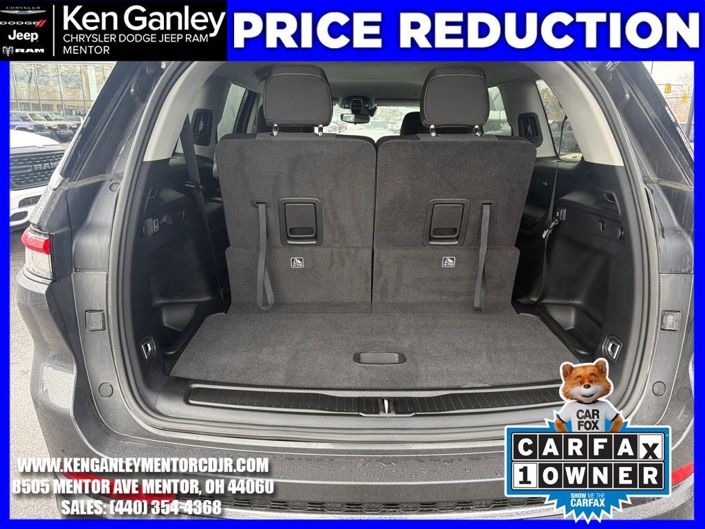 2022 Jeep Grand Cherokee L Laredo 4x4