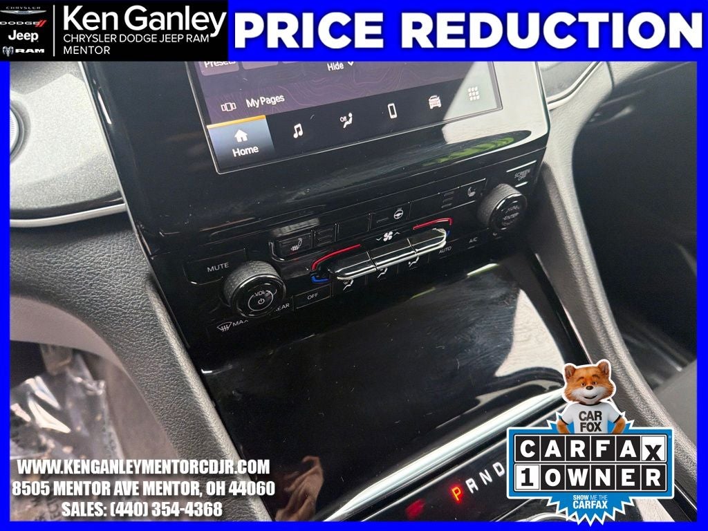 2022 Jeep Grand Cherokee L Laredo 4x4