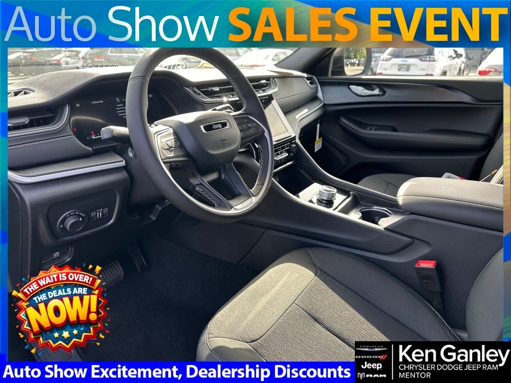 2025 Jeep Grand Cherokee GRAND CHEROKEE L LAREDO X 4X4