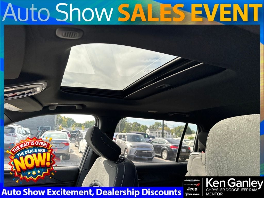 2025 Jeep Grand Cherokee GRAND CHEROKEE L LAREDO X 4X4