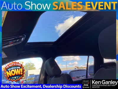 2025 Jeep Grand Cherokee GRAND CHEROKEE L LAREDO X 4X4