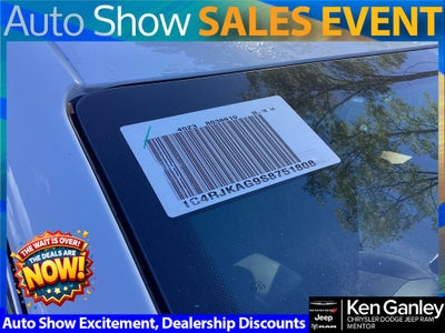 2025 Jeep Grand Cherokee GRAND CHEROKEE L LAREDO X 4X4