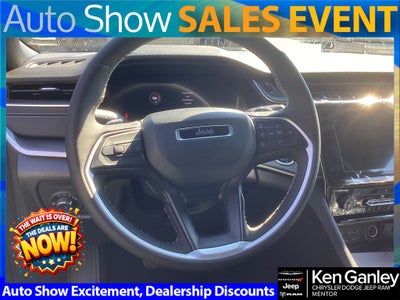 2025 Jeep Grand Cherokee GRAND CHEROKEE L LAREDO X 4X4