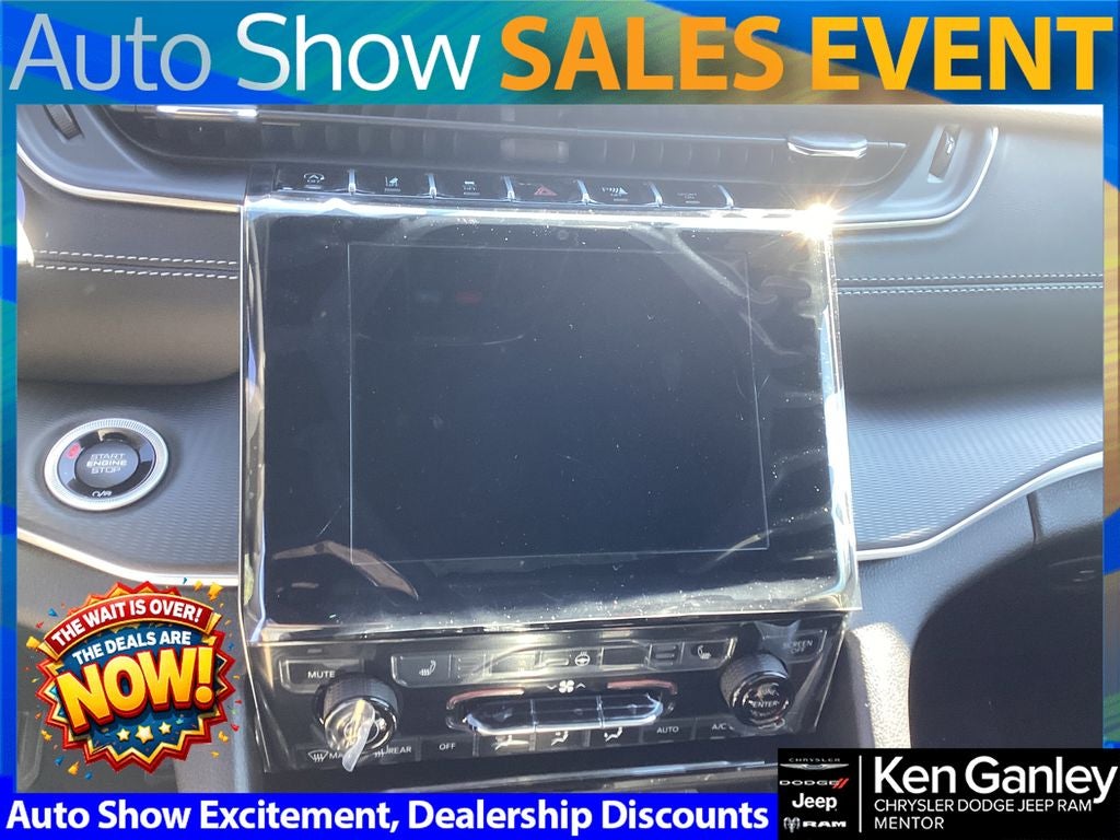 2025 Jeep Grand Cherokee GRAND CHEROKEE L LAREDO X 4X4