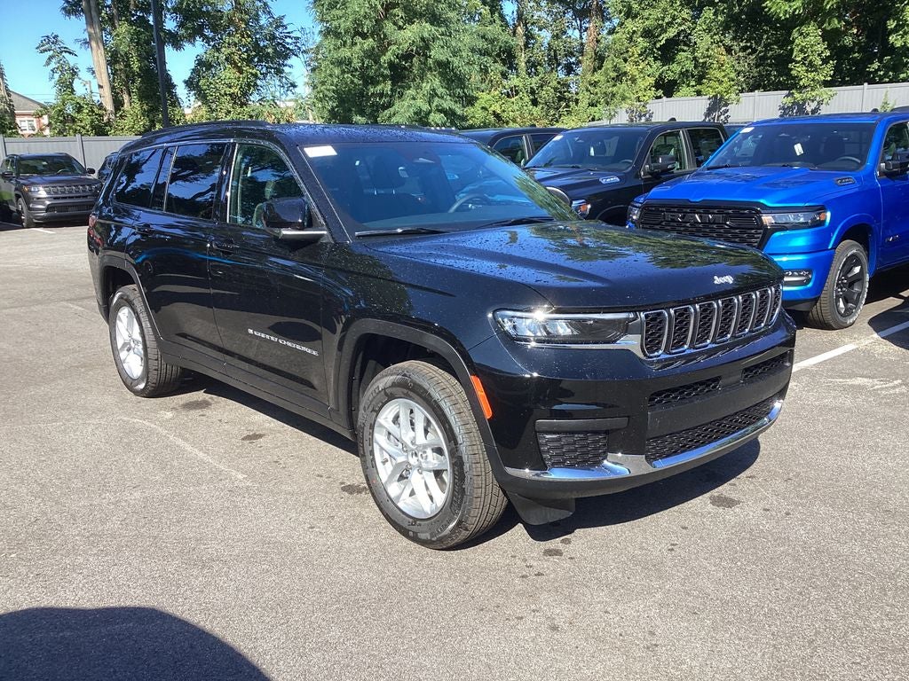 2025 Jeep Grand Cherokee GRAND CHEROKEE L LAREDO X 4X4