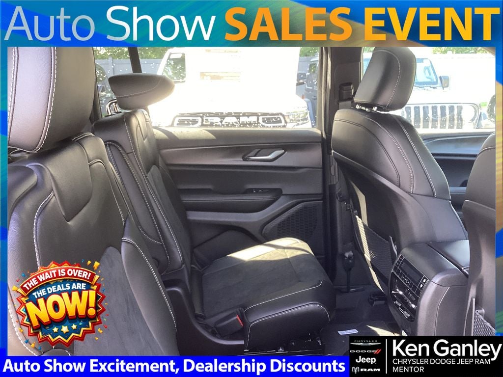 2025 Jeep Grand Cherokee GRAND CHEROKEE L ALTITUDE X 4X4