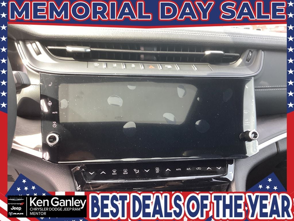 2026 Jeep Grand Cherokee GRAND CHEROKEE L LAREDO ALTITUDE 4X4