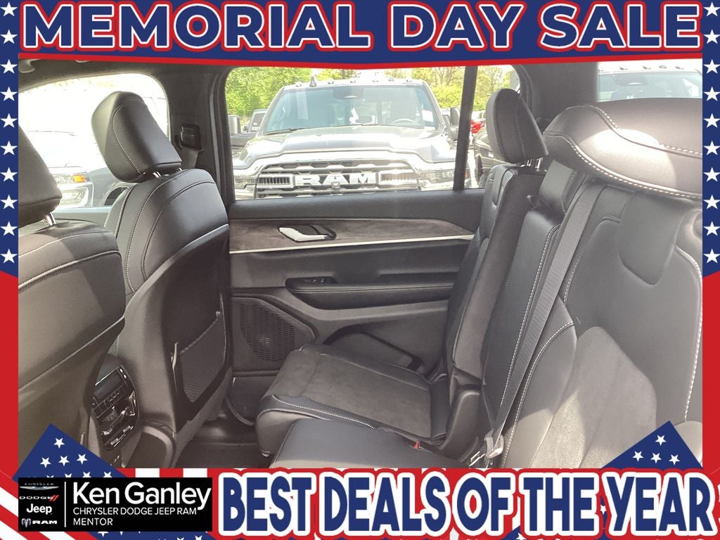 2026 Jeep Grand Cherokee GRAND CHEROKEE L LAREDO ALTITUDE 4X4