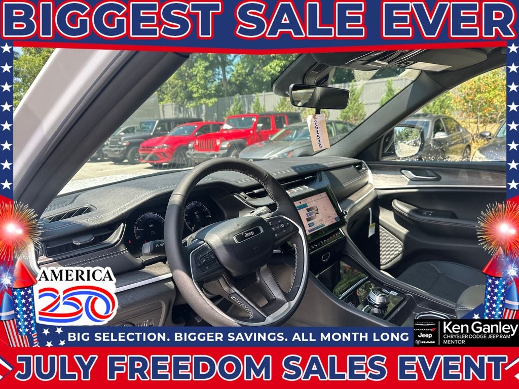2026 Jeep Grand Cherokee GRAND CHEROKEE L LAREDO ALTITUDE 4X4