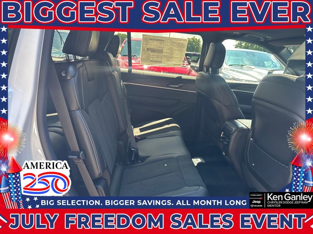 2026 Jeep Grand Cherokee GRAND CHEROKEE L LAREDO ALTITUDE 4X4