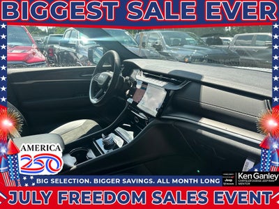 2026 Jeep Grand Cherokee GRAND CHEROKEE L LAREDO ALTITUDE 4X4