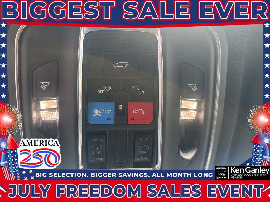 2026 Jeep Grand Cherokee GRAND CHEROKEE L LAREDO ALTITUDE 4X4