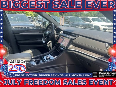 2026 Jeep Grand Cherokee GRAND CHEROKEE L LAREDO ALTITUDE 4X4