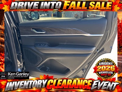 2027 Jeep Grand Cherokee GRAND CHEROKEE L LAREDO ALTITUDE 4X4
