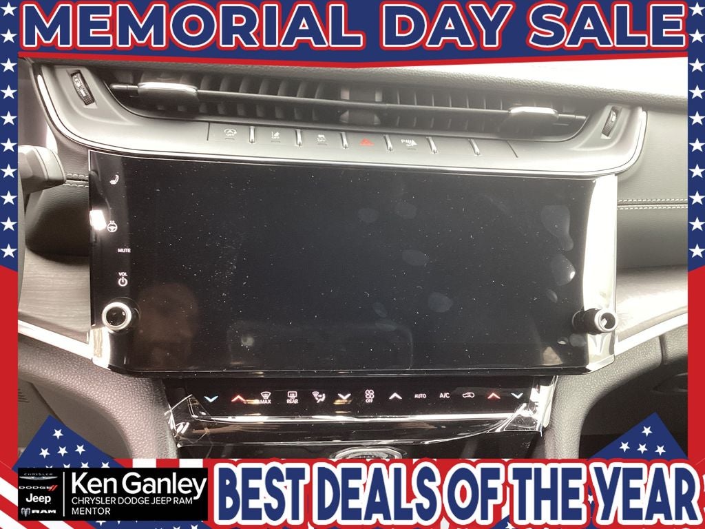 2026 Jeep Grand Cherokee GRAND CHEROKEE L LAREDO ALTITUDE 4X4