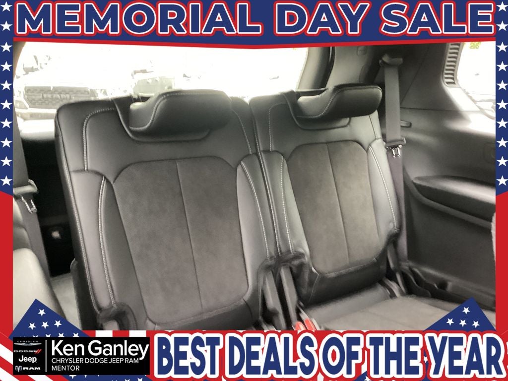 2026 Jeep Grand Cherokee GRAND CHEROKEE L LAREDO ALTITUDE 4X4