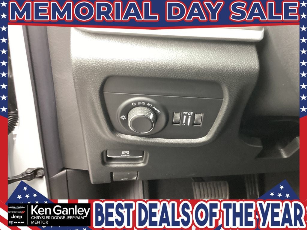 2026 Jeep Grand Cherokee GRAND CHEROKEE L LAREDO ALTITUDE 4X4