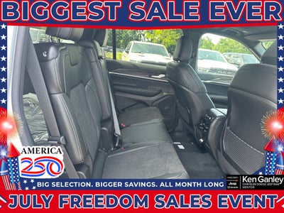 2026 Jeep Grand Cherokee GRAND CHEROKEE L LAREDO ALTITUDE 4X4