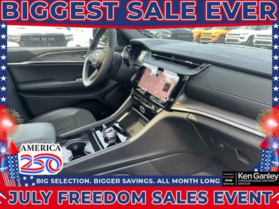 2026 Jeep Grand Cherokee GRAND CHEROKEE L LAREDO ALTITUDE 4X4