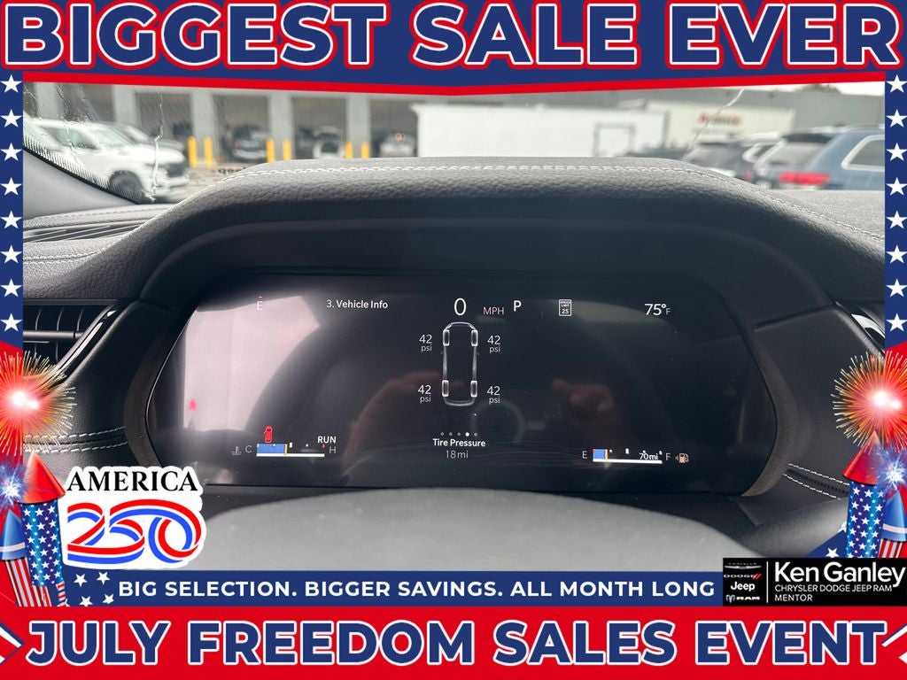 2026 Jeep Grand Cherokee GRAND CHEROKEE L LAREDO ALTITUDE 4X4