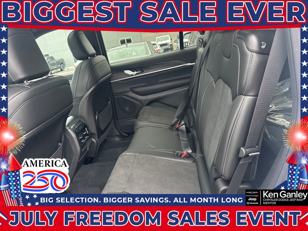 2026 Jeep Grand Cherokee GRAND CHEROKEE L LAREDO ALTITUDE 4X4