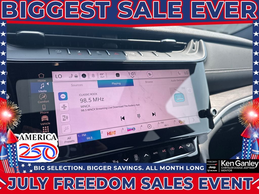 2026 Jeep Grand Cherokee GRAND CHEROKEE L LAREDO ALTITUDE 4X4