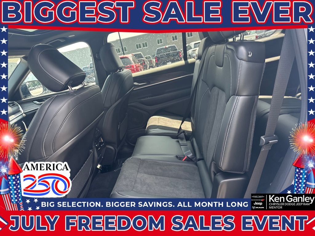 2026 Jeep Grand Cherokee GRAND CHEROKEE L LAREDO ALTITUDE 4X4