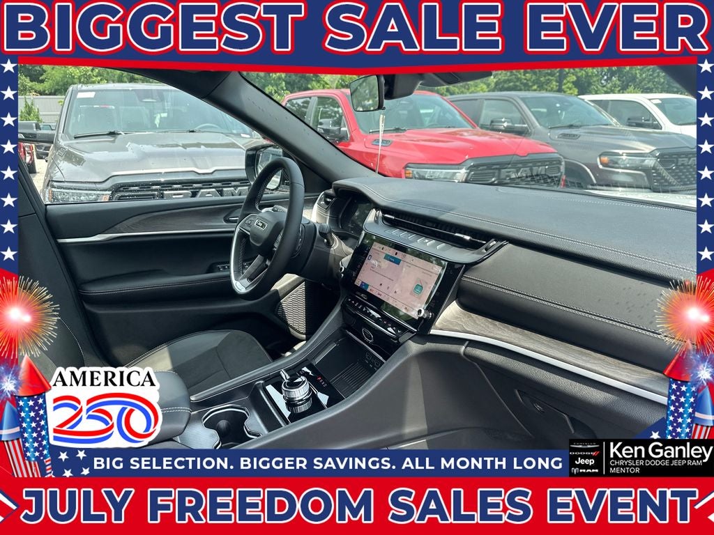 2026 Jeep Grand Cherokee GRAND CHEROKEE L LAREDO ALTITUDE 4X4