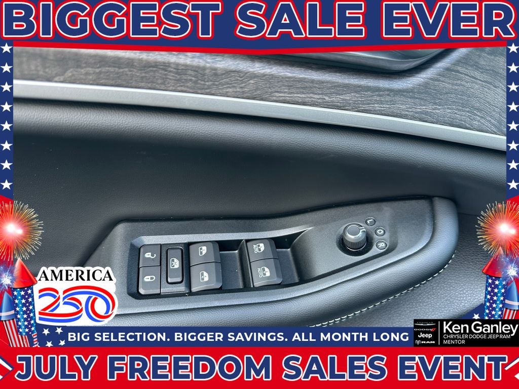 2026 Jeep Grand Cherokee GRAND CHEROKEE L LAREDO ALTITUDE 4X4