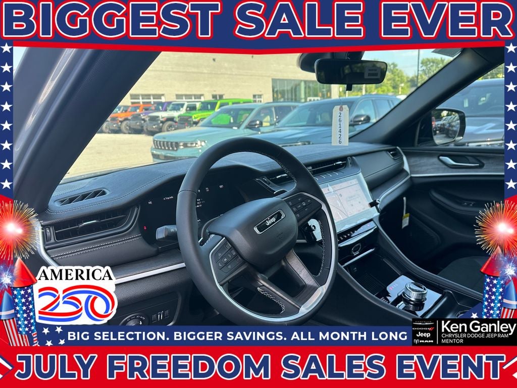 2026 Jeep Grand Cherokee GRAND CHEROKEE L LAREDO ALTITUDE 4X4