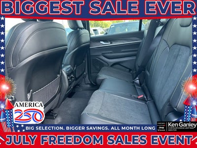 2026 Jeep Grand Cherokee GRAND CHEROKEE L LAREDO ALTITUDE 4X4