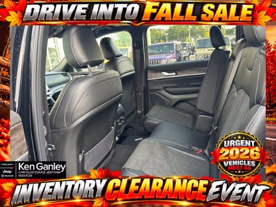 2027 Jeep Grand Cherokee GRAND CHEROKEE L LAREDO ALTITUDE 4X4