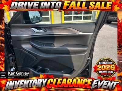 2027 Jeep Grand Cherokee GRAND CHEROKEE L LAREDO ALTITUDE 4X4